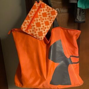 Under Armour Tote with attached pocket